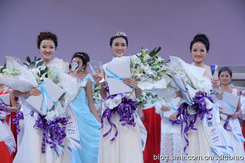 yl23455永利服装表演与设计专业的女孩孙博摘得鈥湵┨焓光澕揪